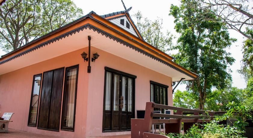 Phalaburi Resort Ban Chang  Exterior foto