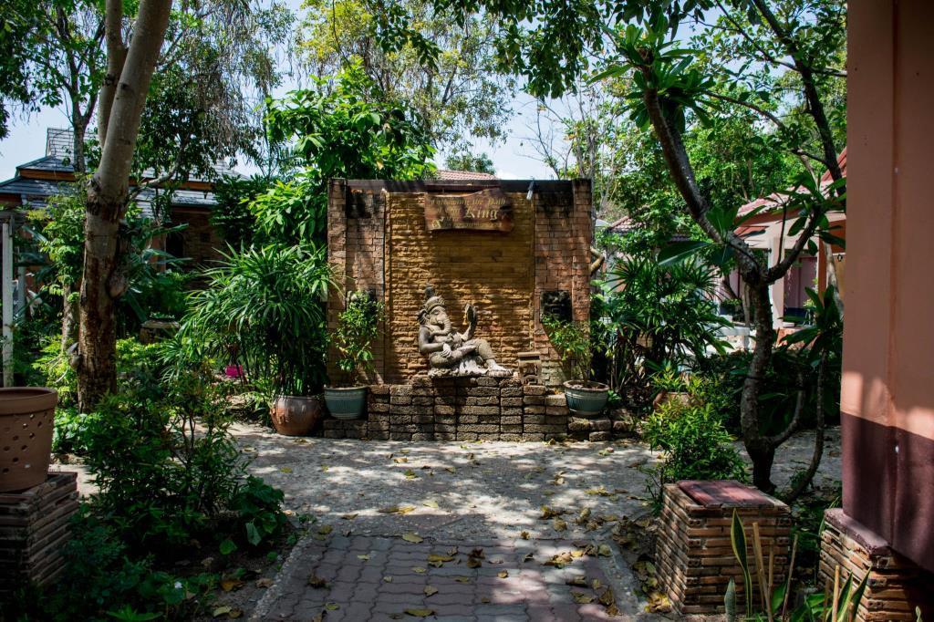 Phalaburi Resort Ban Chang  Exterior foto