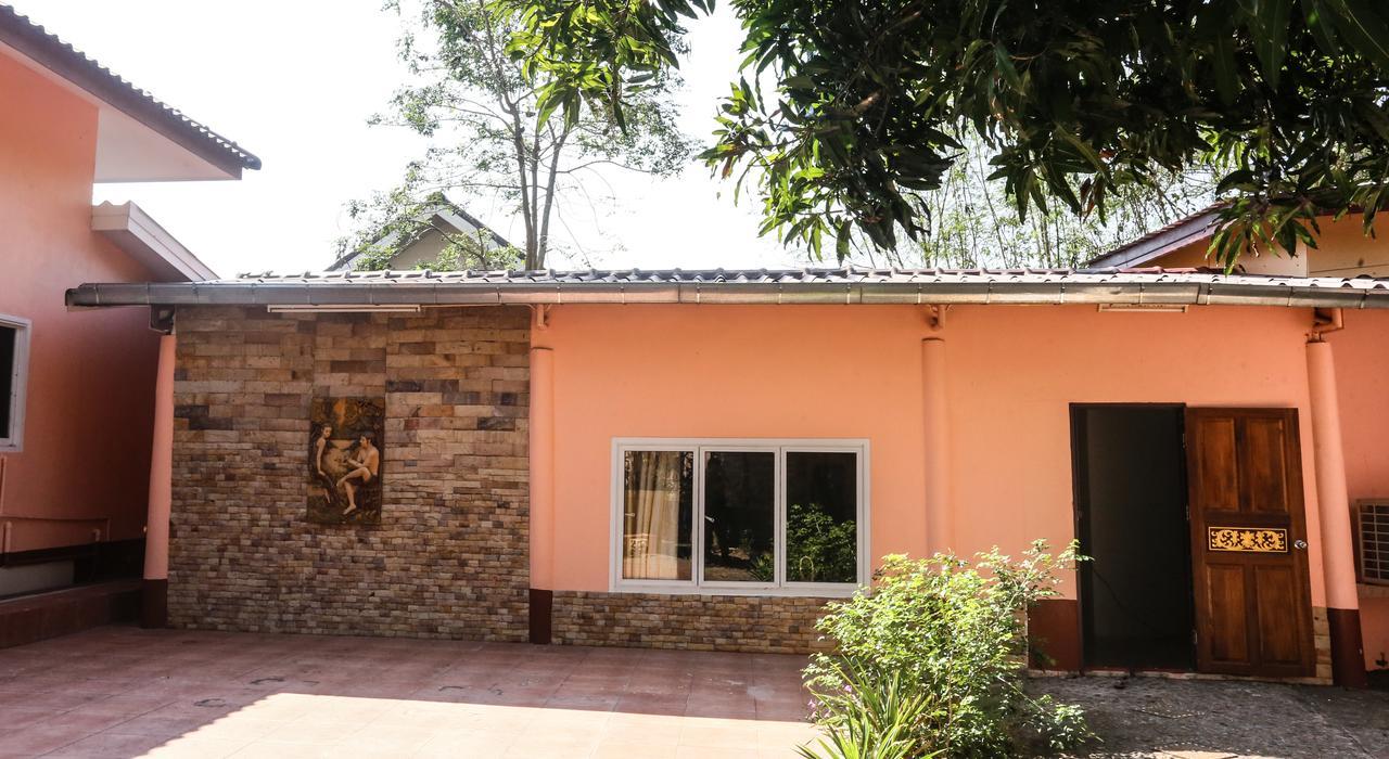 Phalaburi Resort Ban Chang  Exterior foto