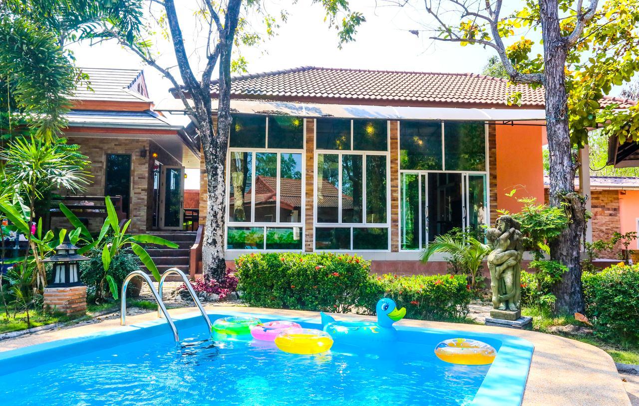 Phalaburi Resort Ban Chang  Exterior foto